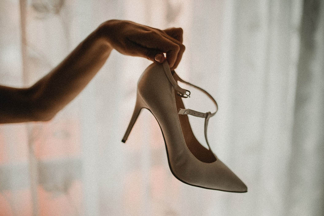 01-Right bridal shoes