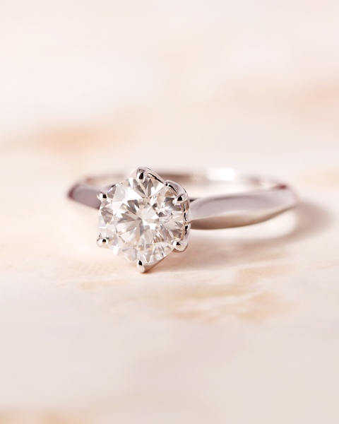 diamond engagement ring