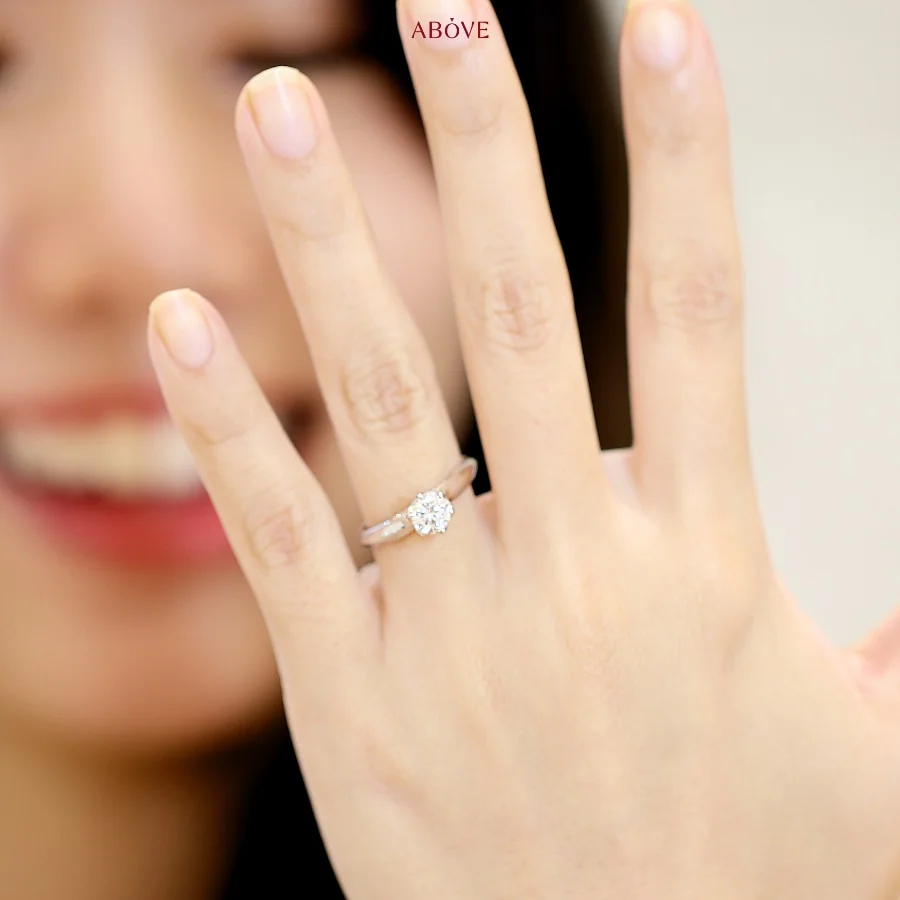 engagement-ring-on-hand