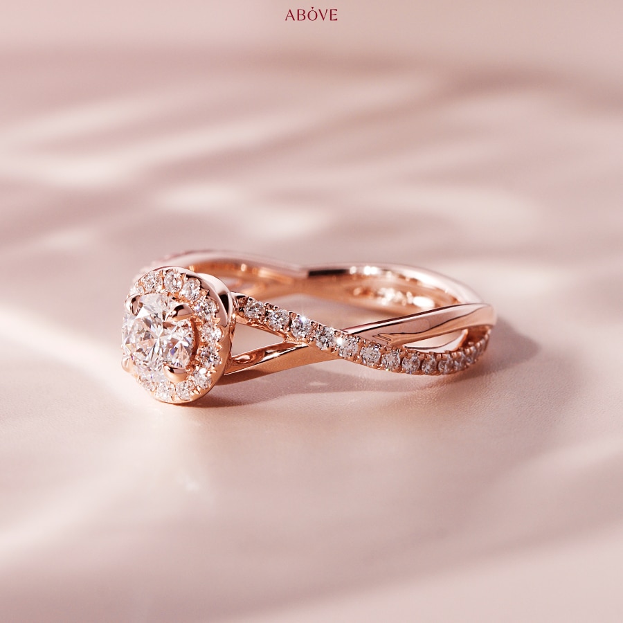 halo-ring-rose-gold