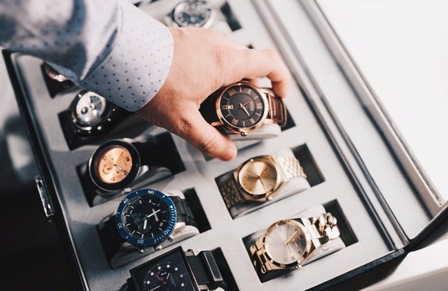 men-watch