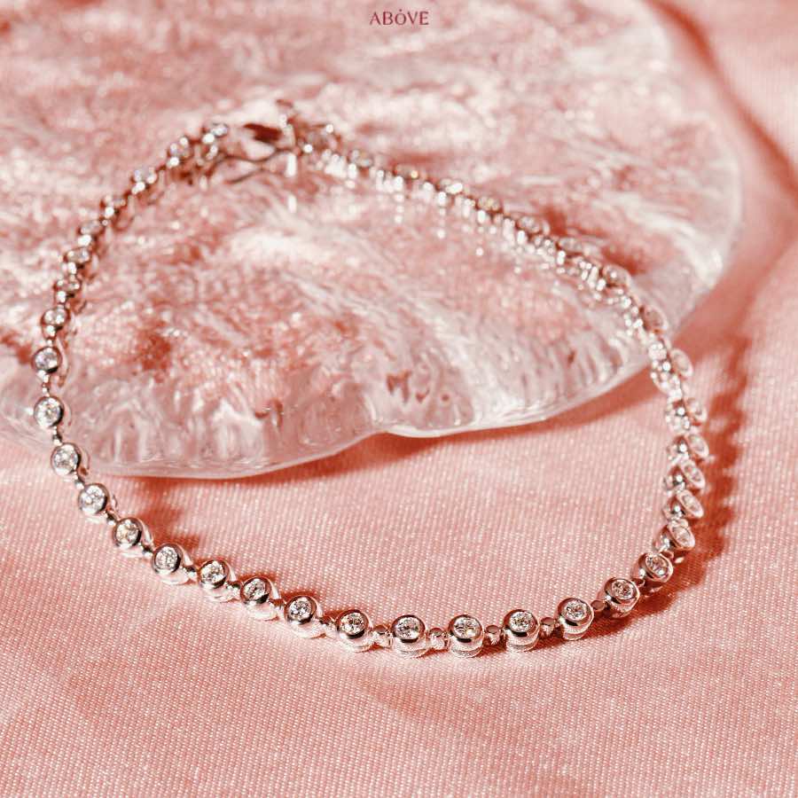 tennis-bracelet