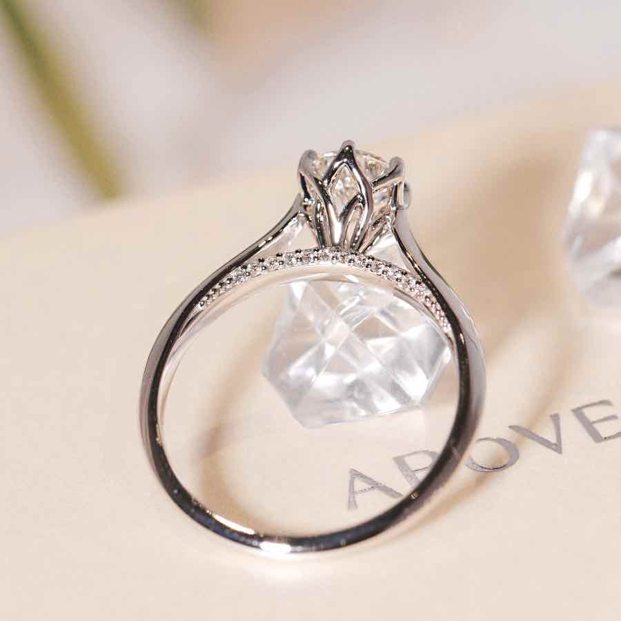 solitaire-ring-1